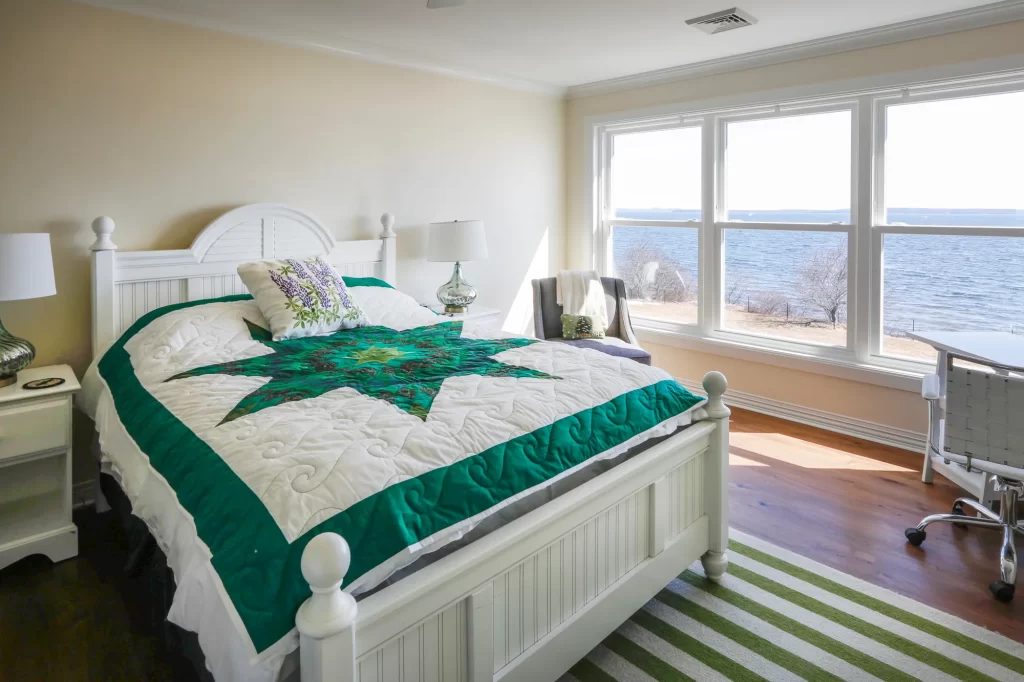 Spruce Room with Ocean View - 1 Queen Bed, 2nd floor - Double Occupancy pp- SOLD OUT