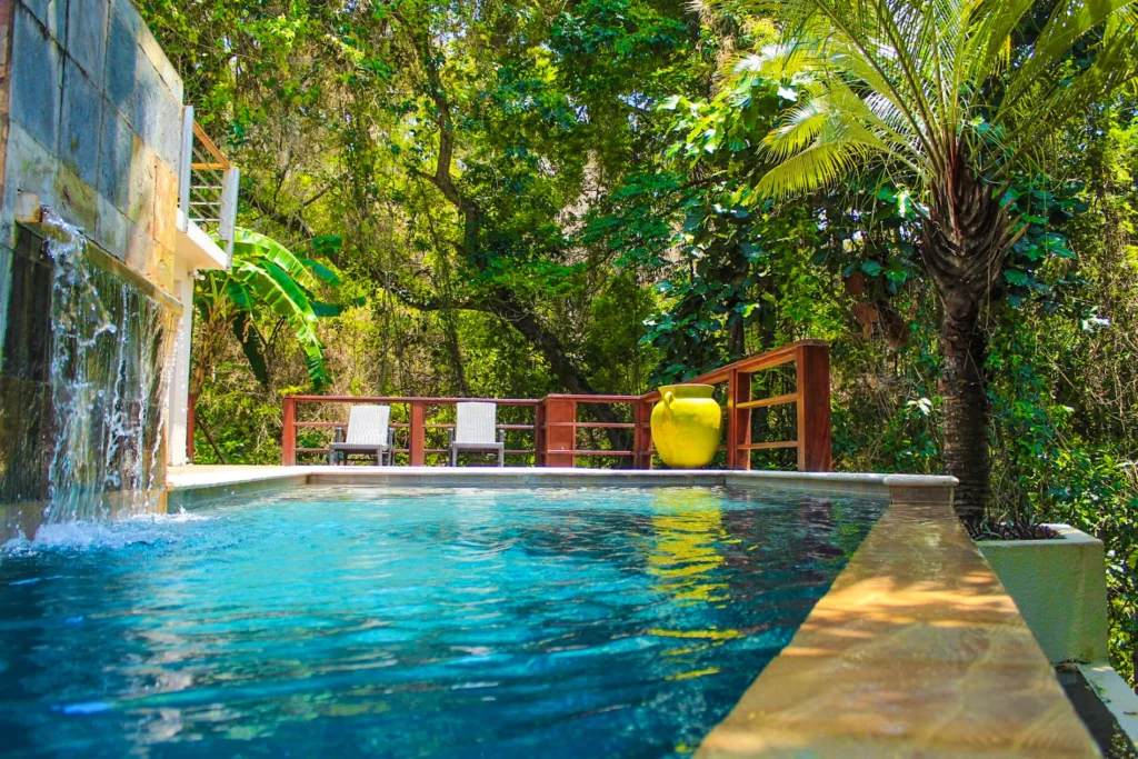 ROATAN - Heliconia Villa - SOLD OUT
