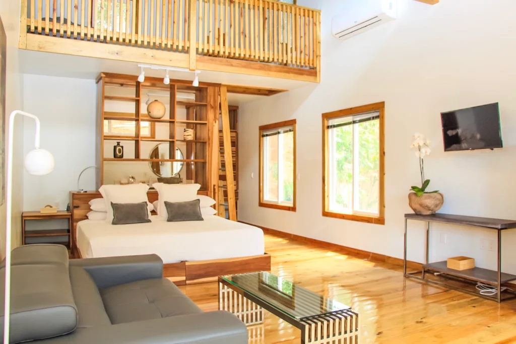 ROATAN - Element Lofts - SOLD
